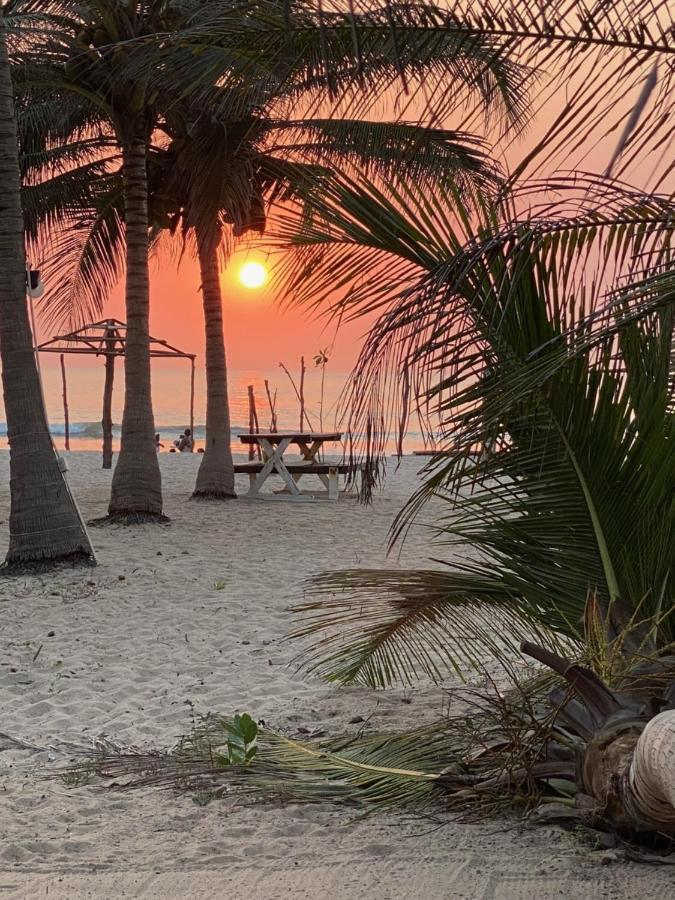 Jungle Beach Resort Sanyang Экстерьер фото