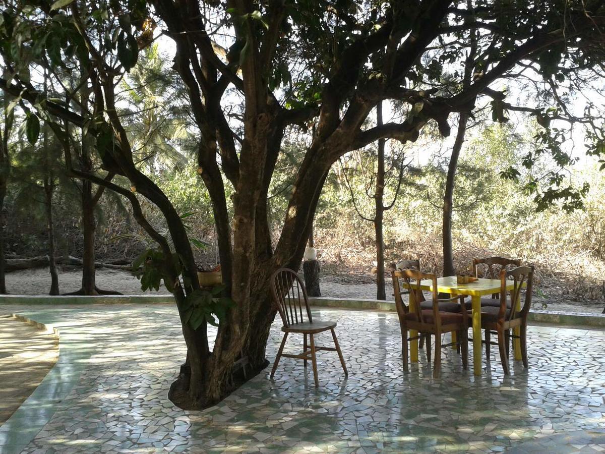 Jungle Beach Resort Sanyang Экстерьер фото